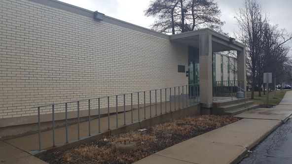 Waukegan Medical Plaza : 1616 Grand Ave. , Waukegan, IL 60085